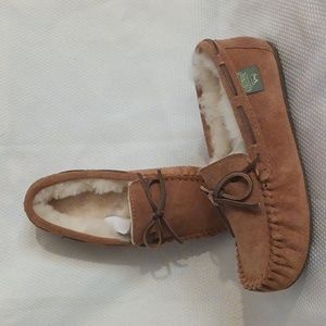 Cloud Nine sheepskin moccasin slippers